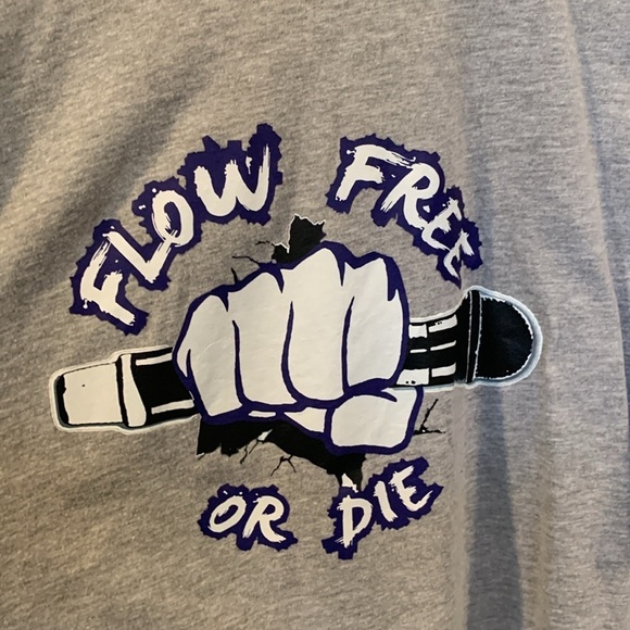 Flow Free or Die Music Short Sleeve T-Shirt Women’s Medium Large Fist Mic Gray - Picture 2 of 4